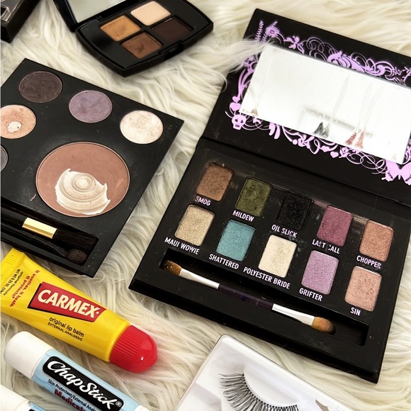 Makeup bundle - Picture 8 of 13